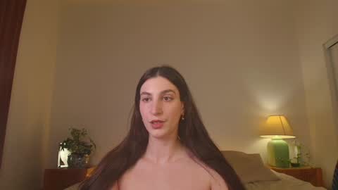 Jsmine  and sometimes Beaulooks online show from 01.18.25