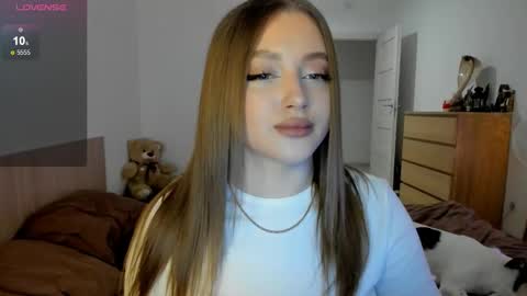 Snapshot of ju_lii chatting on 02.22.25 Julia and Julia online show from 02.22.25