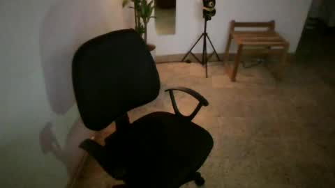 Snapshot of juan235665 chatting on 06.06.26 juan235665 online show from 06.06.26