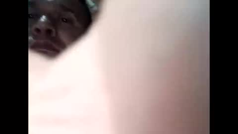 Snapshot of juan370490 chatting on 12.24.24 juan370490 online show from 12.24.24