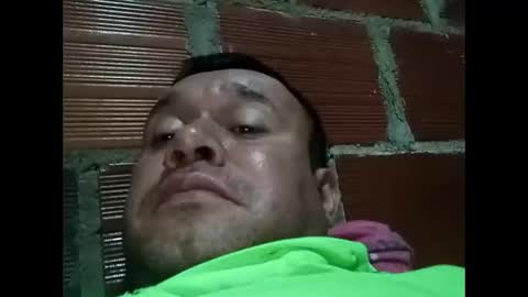 Snapshot of juan370490 chatting on 12.28.24 juan370490 online show from 12.28.24