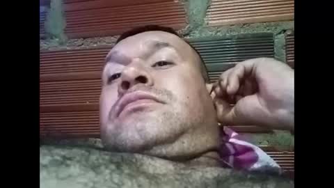 Snapshot of juan370490 chatting on 01.15.25 juan370490 online show from 01.15.25