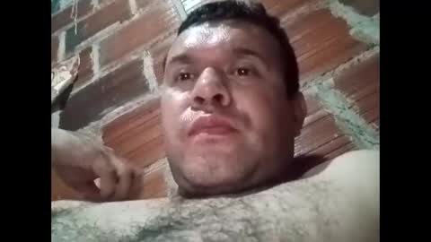 Snapshot of juan370490 chatting on 02.22.25 juan370490 online show from 02.22.25