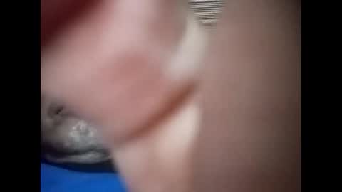 Snapshot of juan370490 chatting on 02.24.25 juan370490 online show from 02.24.25