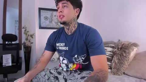 juan_alvarez18 online show from 10.09.25