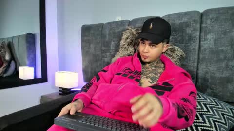 juan_alvarez18 online show from 01.10.26