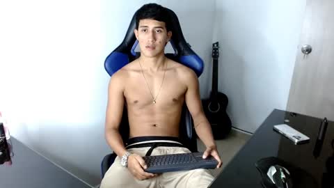 Snapshot of juan_da01 chatting on 02.19.25 JuanDa online show from 02.19.25