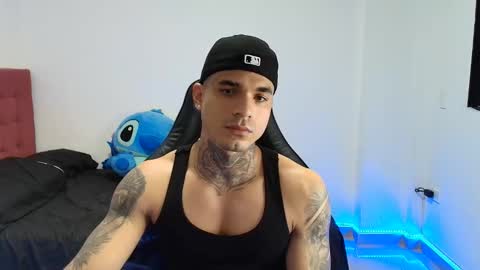 juan_gomez_1 online show from 12.14.25