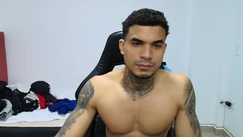 Snapshot of juan_gomez_1 chatting on 06.05.26 juan_gomez_1 online show from 06.05.26