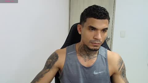 Snapshot of juan_gomez_1 chatting on 06.11.26 juan_gomez_1 online show from 06.11.26