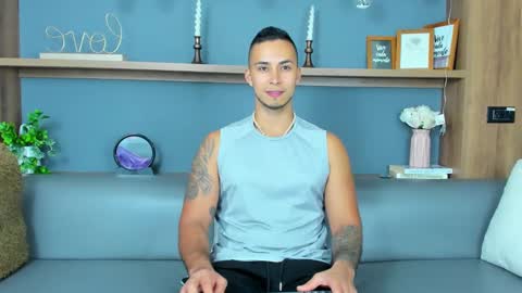 juan_muscle online show from 02.01.25