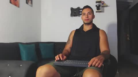 juan_muscle online show from 03.12.25