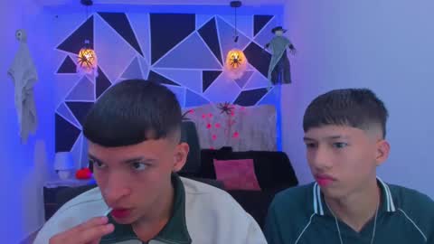 Snapshot of juan_nd_steven chatting on 10.17.25 JuanSteven online show from 10.17.25