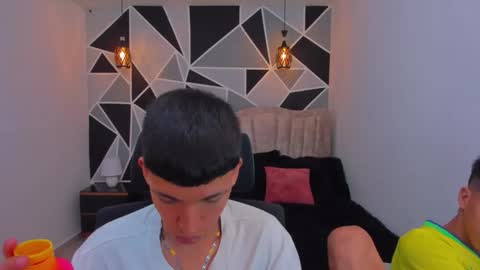 Snapshot of juan_nd_steven chatting on 11.07.25 JuanSteven online show from 11.07.25