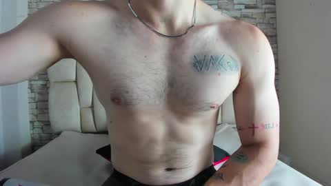 Snapshot of juan_prior chatting on 02.04.25 JUAN online show from 02.04.25