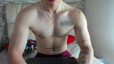 Snapshot of juan_prior chatting on 02.08.25 JUAN online show from 02.08.25