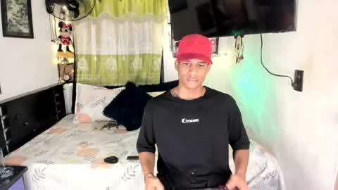 Snapshot of juanbigcock21cm chatting on 06.15.26 juan jose online show from 06.15.26