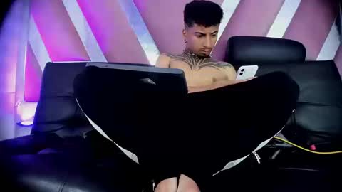 juancamilo66_ online show from 03.20.26