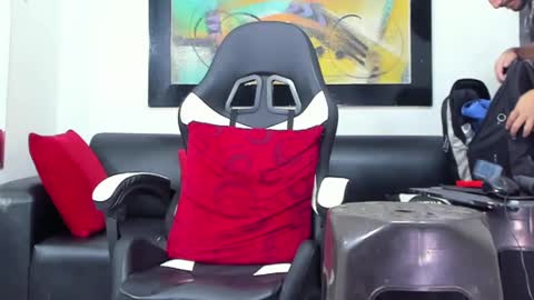 Juan Diego Uribe online show from 01.29.25