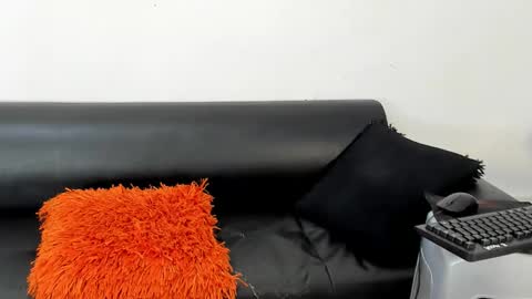 Juan Diego Uribe online show from 03.08.25