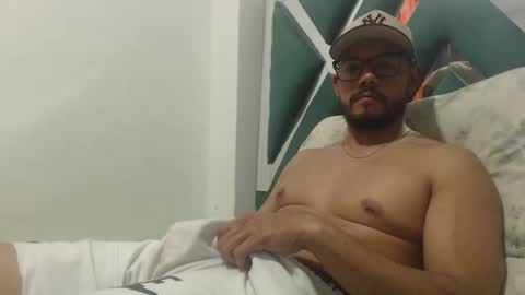 juanfe_style online show from 11.14.25