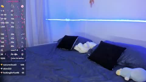 Blue online show from 02.21.25