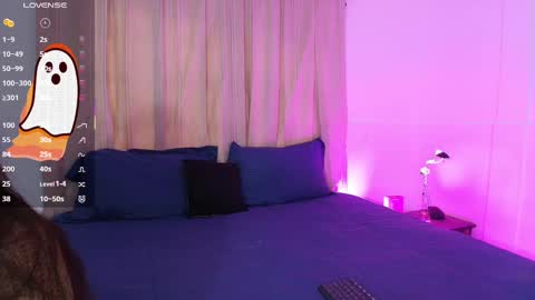 Blue online show from 10.09.25