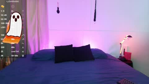 Blue online show from 10.29.25