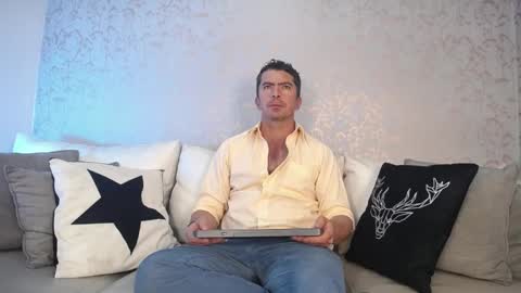 Juan k online show from 10.03.25