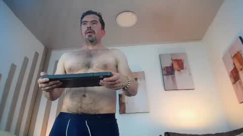 Snapshot of juank_fit45 chatting on 06.15.26 Juan k online show from 06.15.26