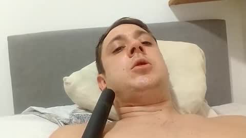 Snapshot of juanmapapiirico chatting on 09.16.25 JuanmaSEX online show from 09.16.25