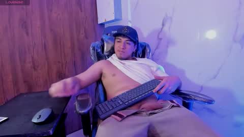 JUAN  online show from 03.26.26