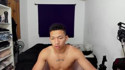 Snapshot of juansw66 chatting on 09.19.25 juansw66 online show from 09.19.25