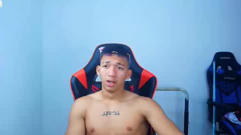 Snapshot of juansw66 chatting on 09.25.25 juansw66 online show from 09.25.25