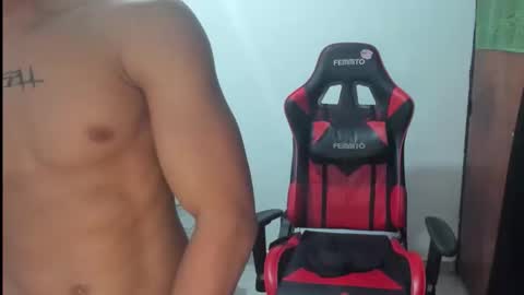 Snapshot of juansw66 chatting on 11.26.25 juansw66 online show from 11.26.25