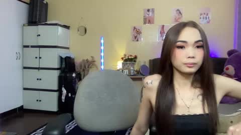 Snapshot of judiella chatting on 12.06.24 EloiseMoree online show from 12.06.24