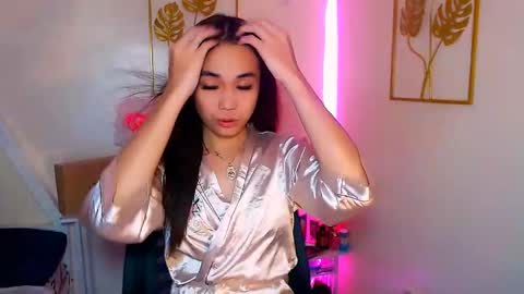 Snapshot of judiella chatting on 09.28.25 EloiseMoree online show from 09.28.25