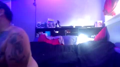 Juiceepawwg420 online show from 06.11.26