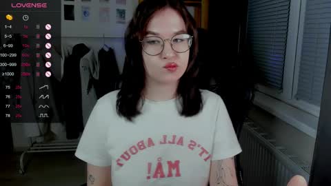 Bella online show from 04.05.26