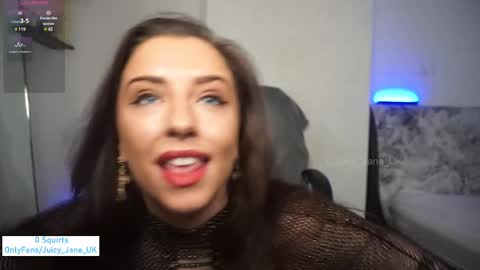 Snapshot of juicy_jane_uk chatting on 02.18.25 online show from 02.18.25