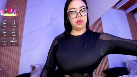 Juicy online show from 10.18.25