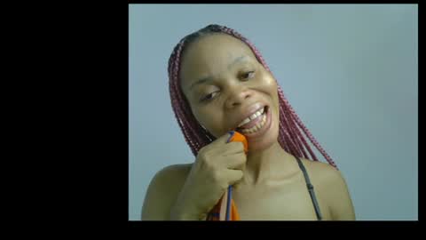 Snapshot of juicy_slut0 chatting on 06.21.26 Champaign online show from 06.21.26