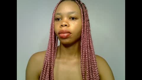 Snapshot of juicy_slut0 chatting on 07.12.26 Champaign online show from 07.12.26
