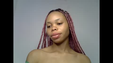 Snapshot of juicy_slut0 chatting on 07.18.26 Champaign online show from 07.18.26