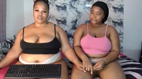 Snapshot of juicyjasminx chatting on 05.19.26 juicyjasminx online show from 05.19.26