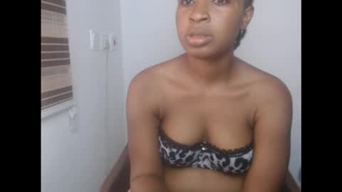 juicykinkx online show from 10.10.25