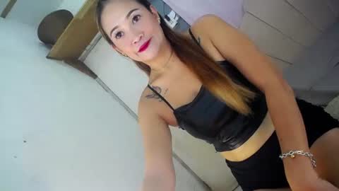 Den  online show from 02.15.26