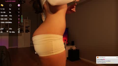 Juicy online show from 04.18.26