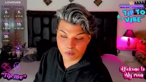 Jujubee online show from 12.06.24