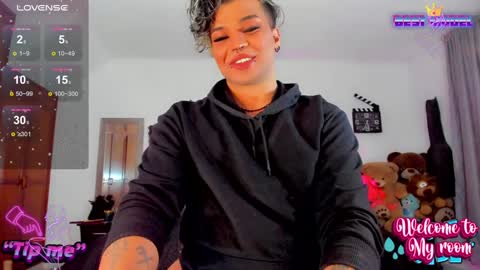 Jujubee online show from 12.14.24